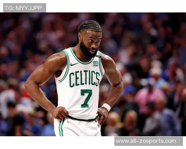 凯尔特人开季遭遇三连败杰伦布朗表现抢眼场均近30分