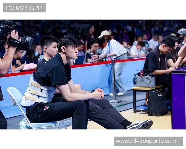 曾凡博半场替补表现抢眼3分6秒内完成1次抢断与2次犯规